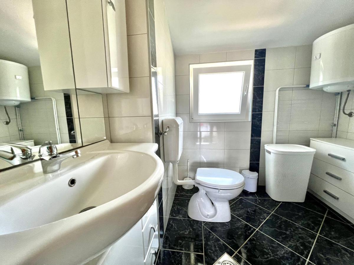 Barbariga Apartments Воднян Екстер'єр фото
