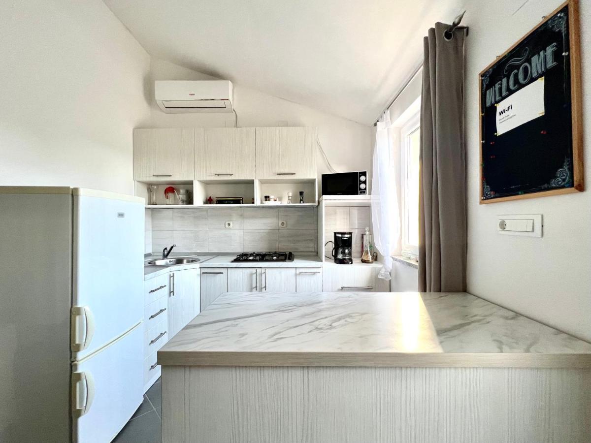 Barbariga Apartments Воднян Екстер'єр фото