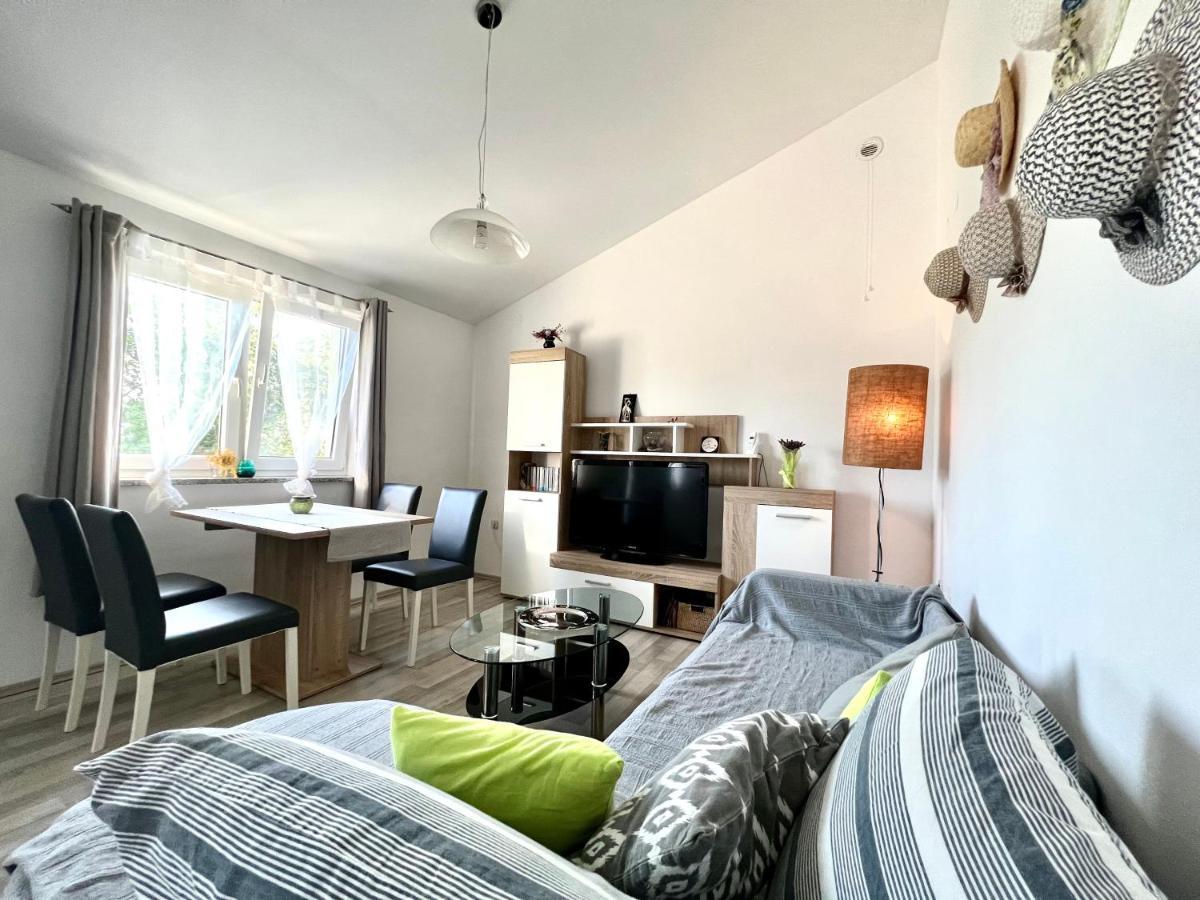 Barbariga Apartments Воднян Екстер'єр фото
